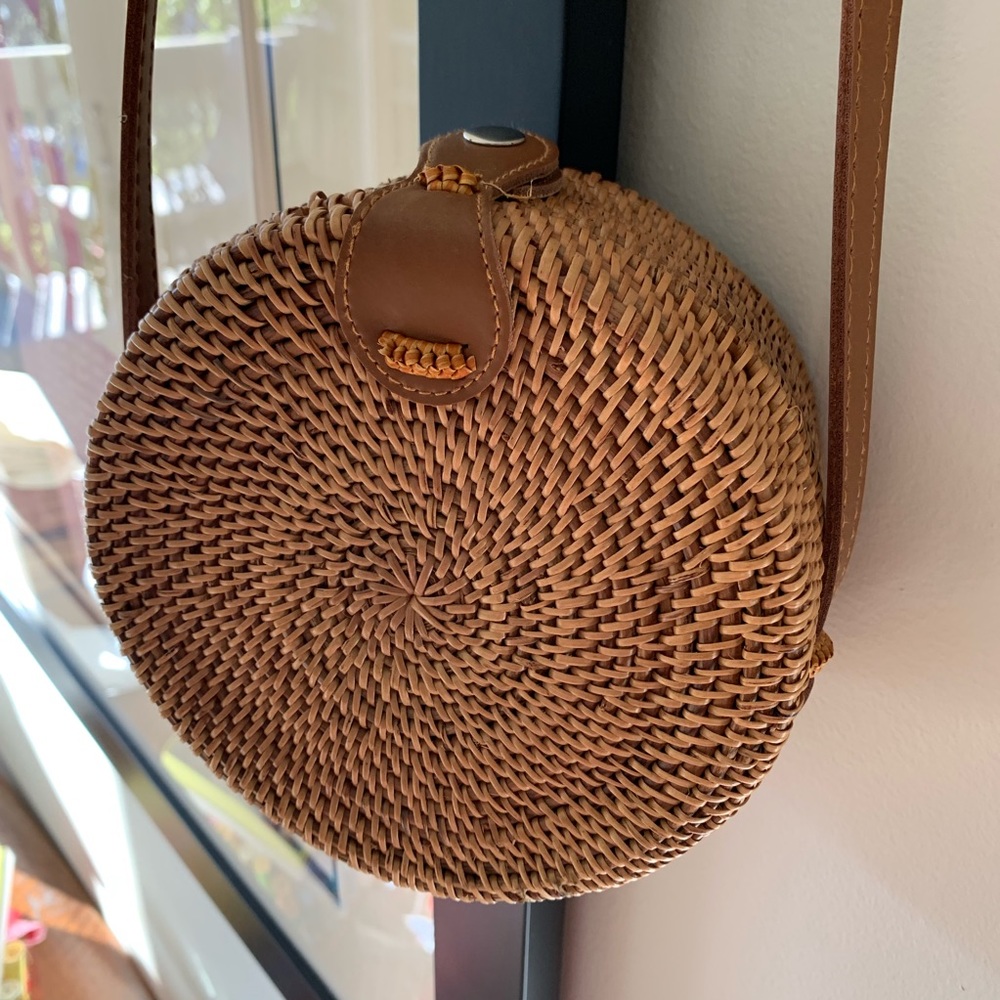 Round Woven Rattan Bag Purse Genuine Leather Strap
